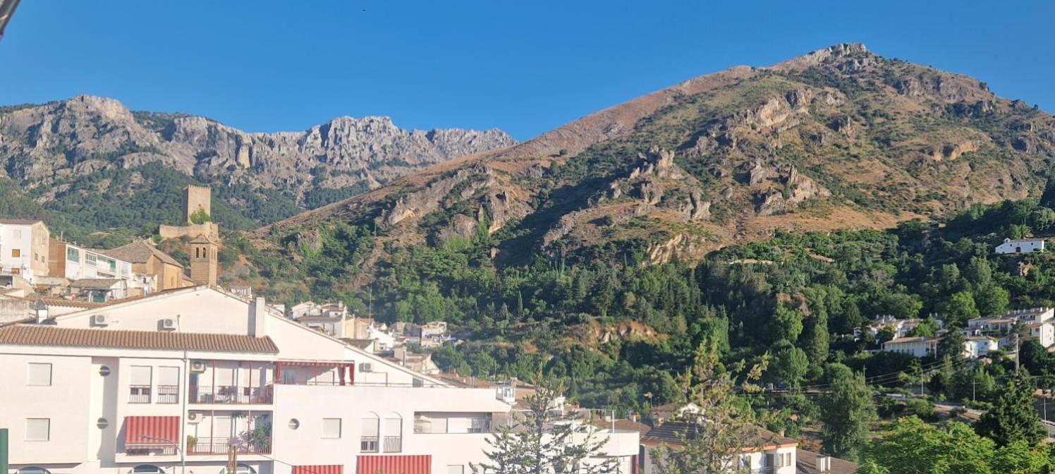 Piso Del Balcon Lägenhet Cazorla Exteriör bild