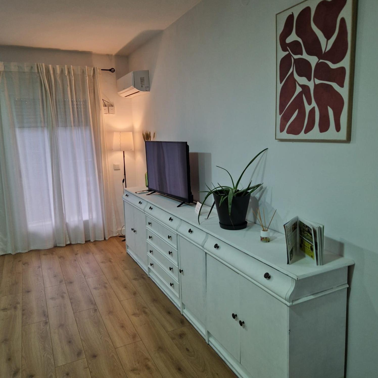 Piso Del Balcon Lägenhet Cazorla Exteriör bild
